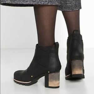 sorel addington waterproof chelsea boot